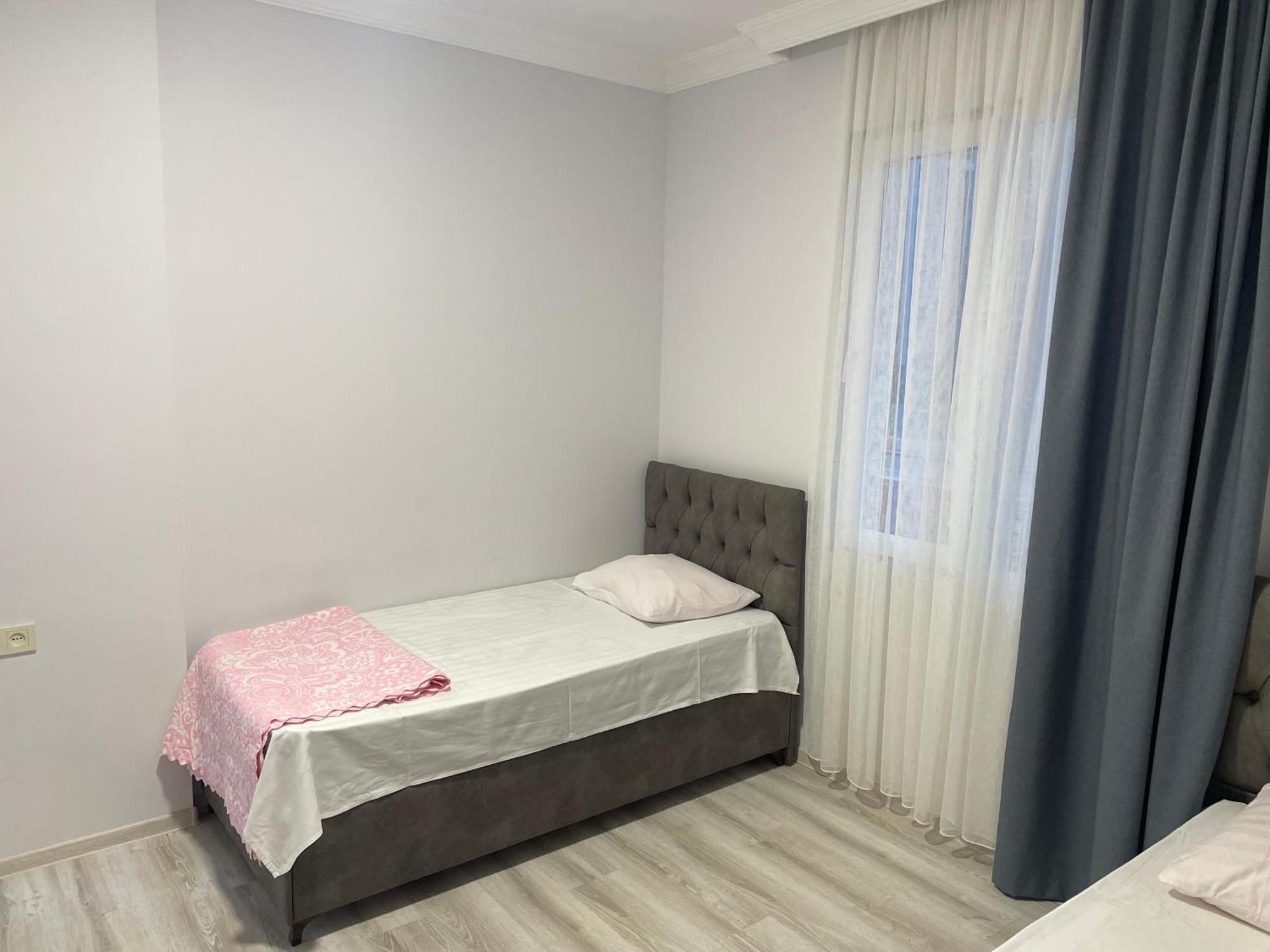 Twins Hotel Gonio Dış mekan fotoğraf